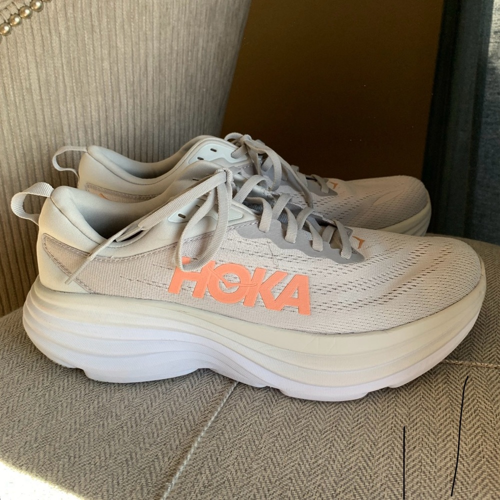 HOKA Bondi 8